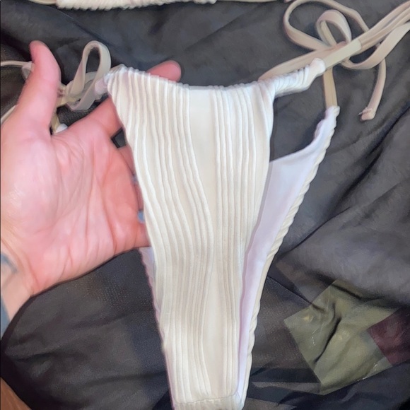 White Ribbed Bikini Set - Picture 4 of 5